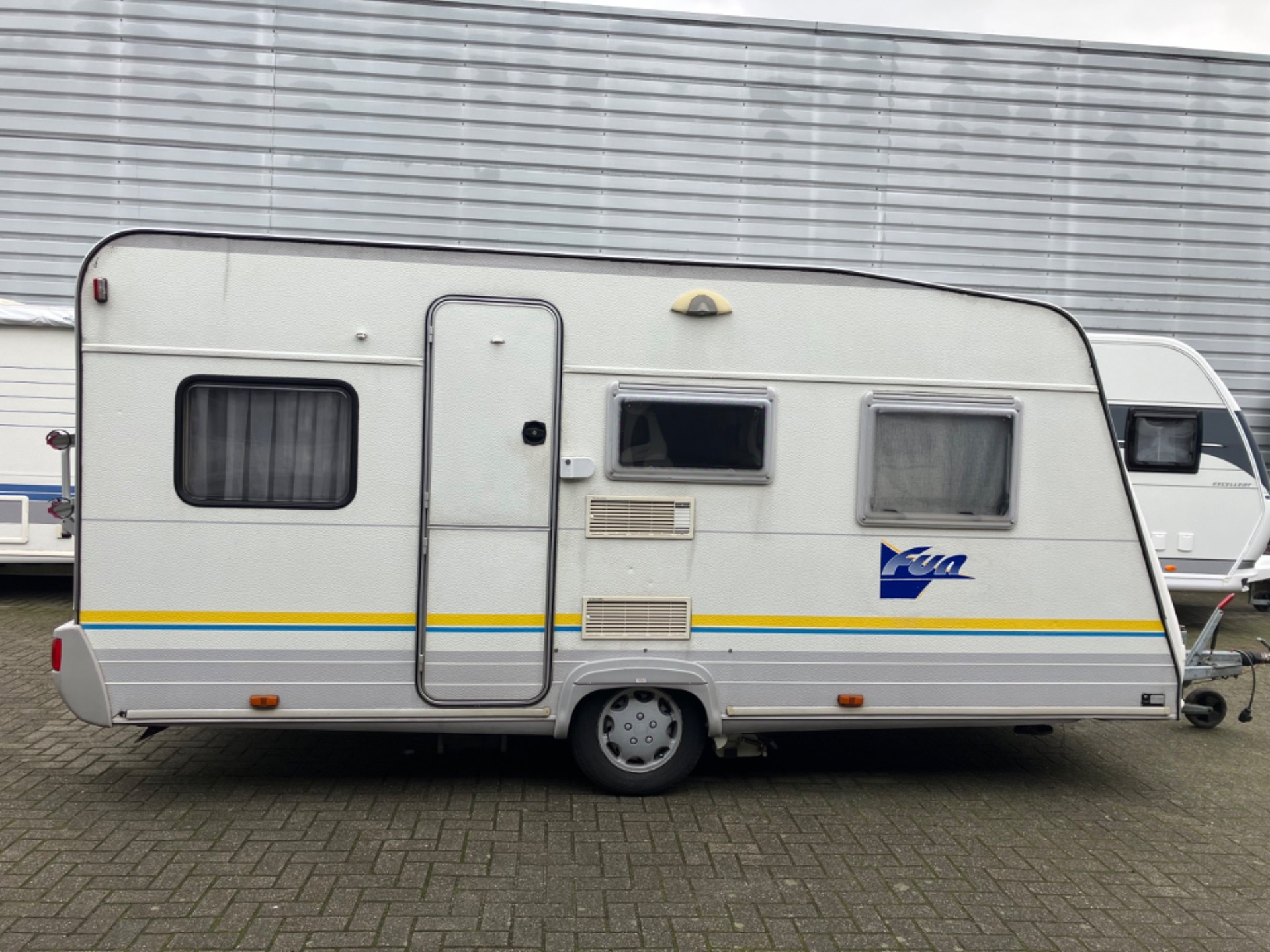 Foto 2 van 11