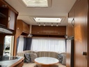 Lmc 520 RHD Favorit met Mover