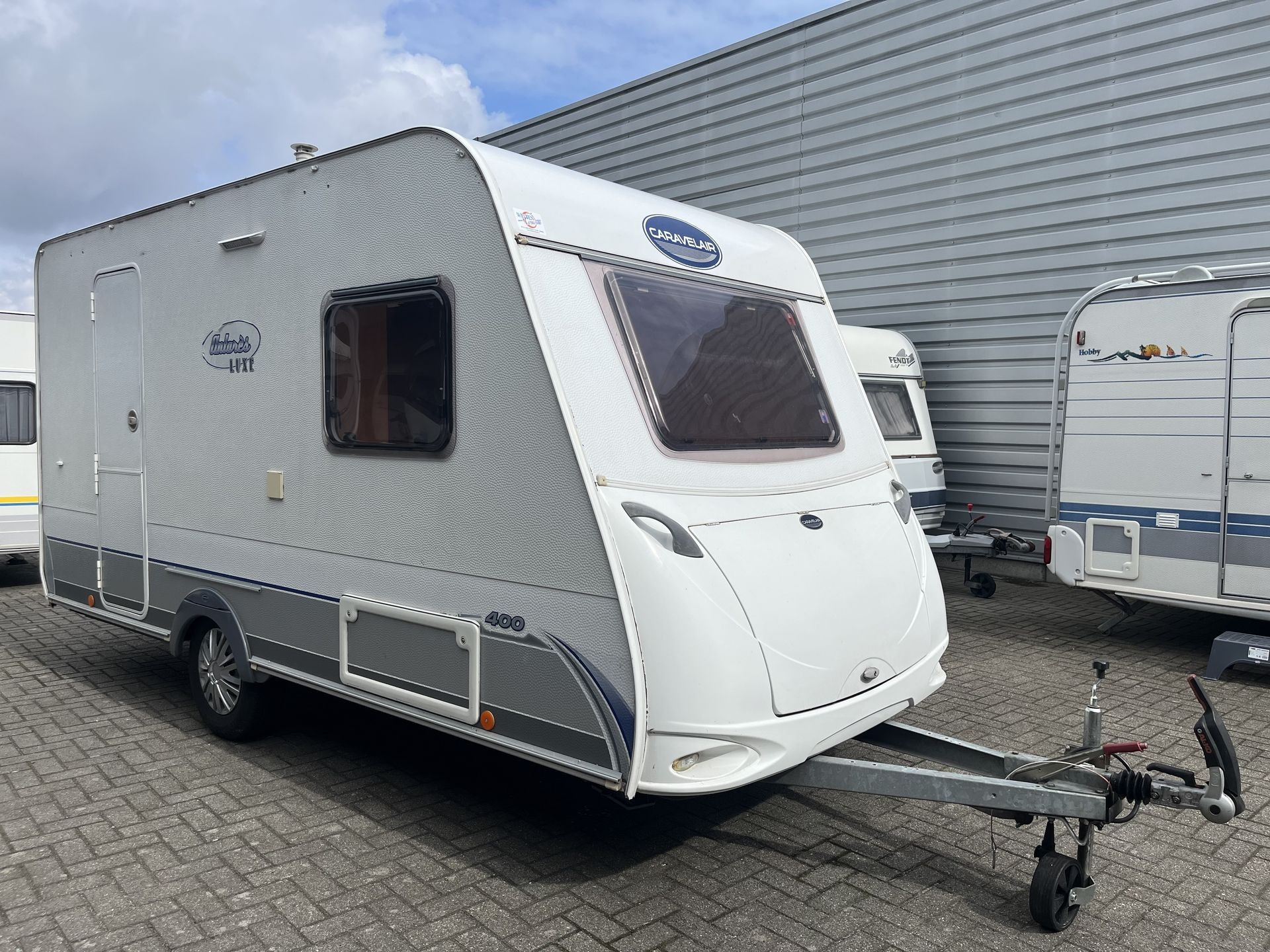 Foto 1 van 10