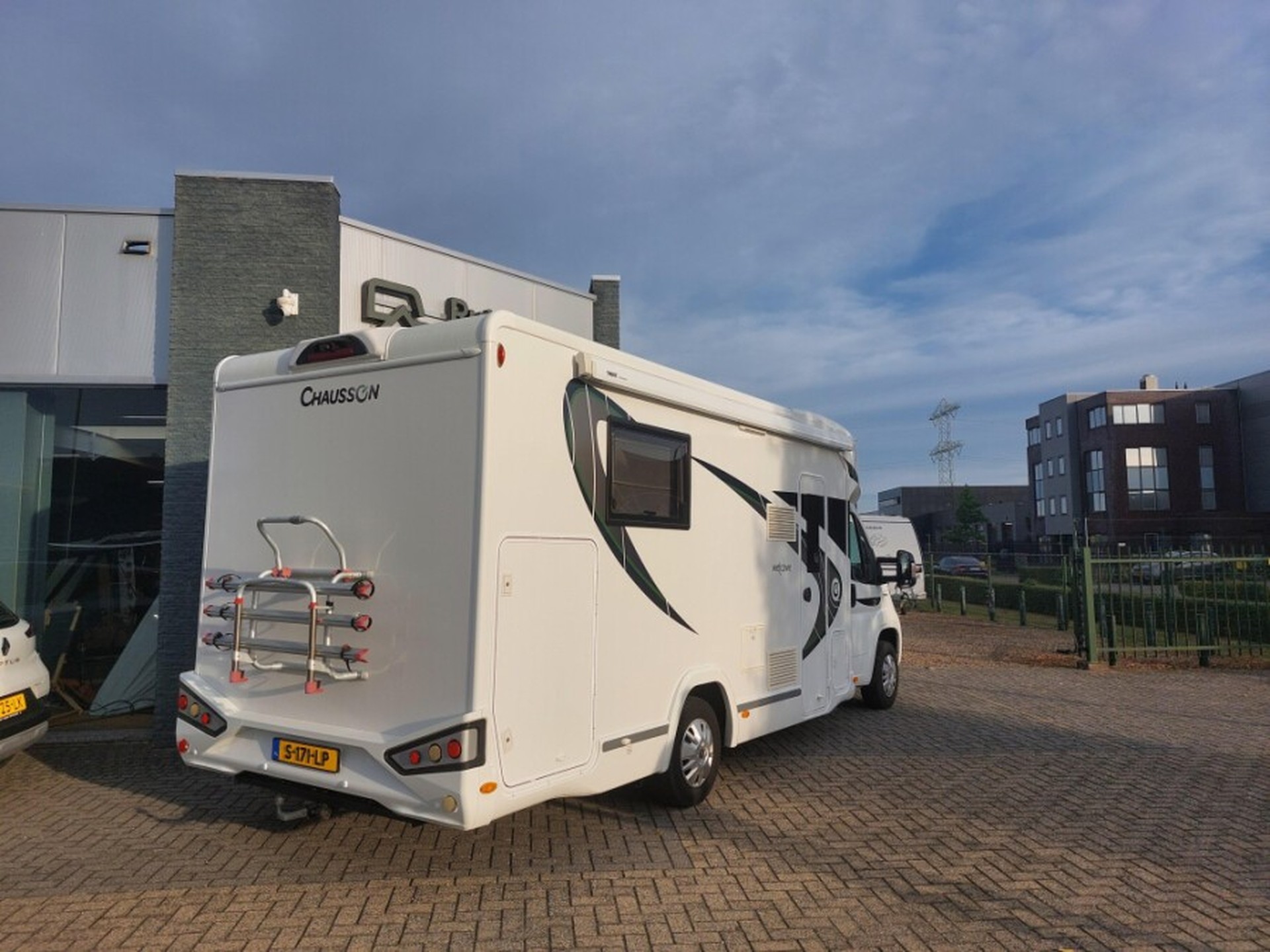 Foto 3 van 21