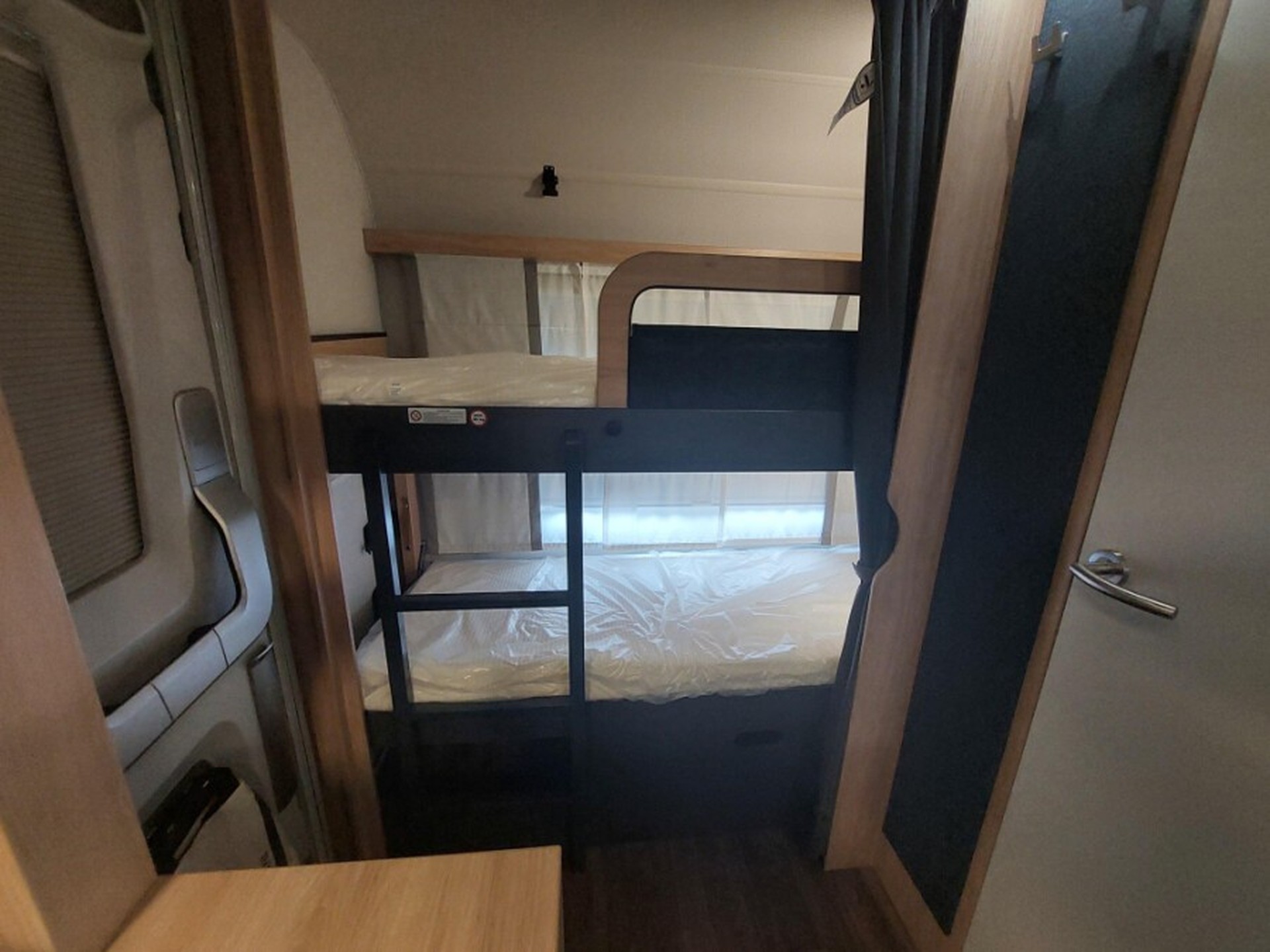 Foto 13 van 17