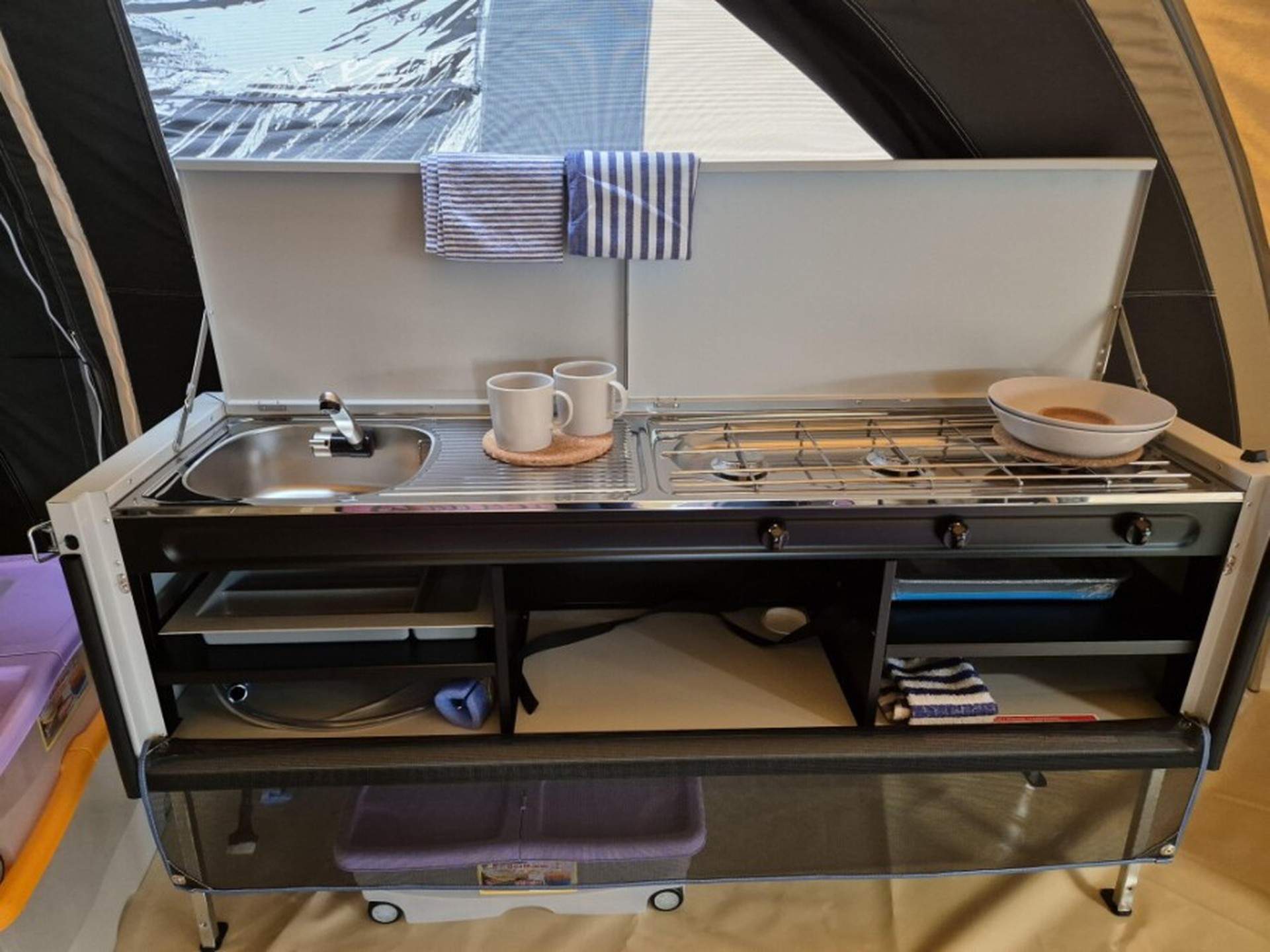 Foto 6 van 9